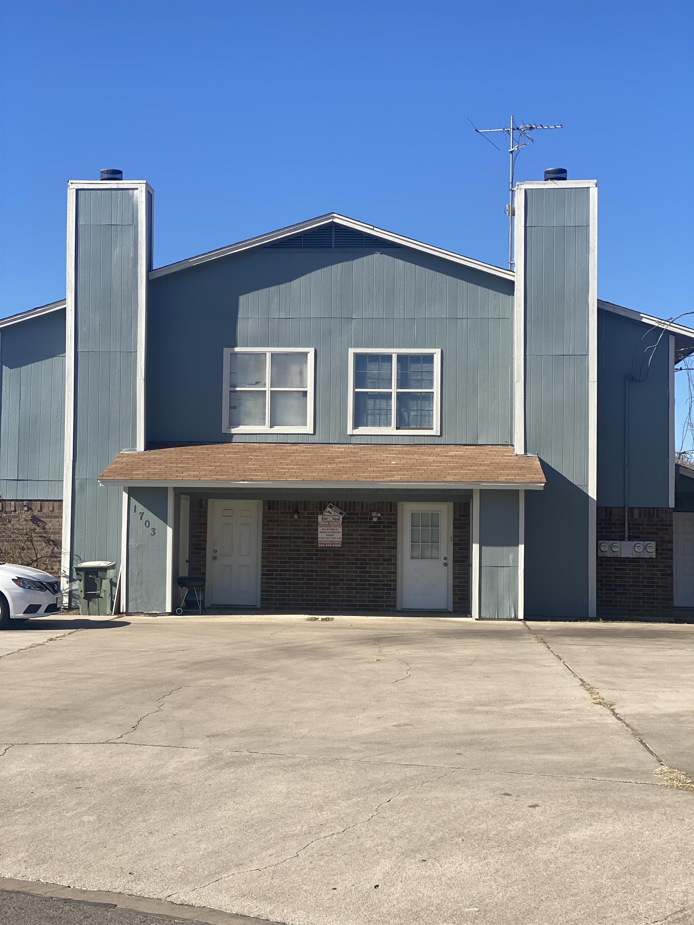 1703 Cedarview Circle - B